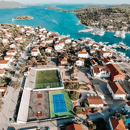 Stone House Apartman Jezera