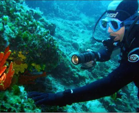 Stone House يزيرا