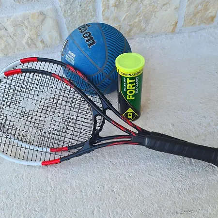 Stone House イェゼラ