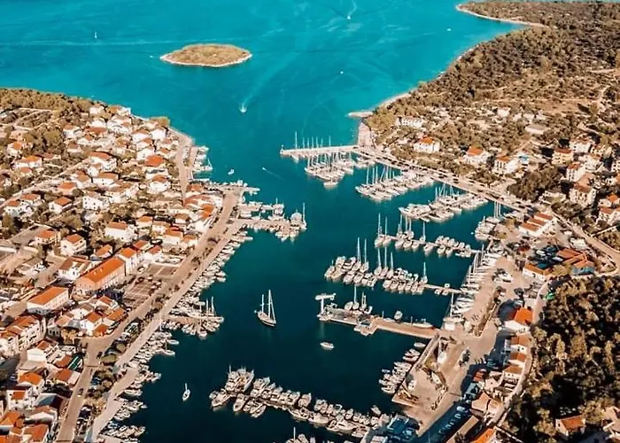 Stone House イェゼラ